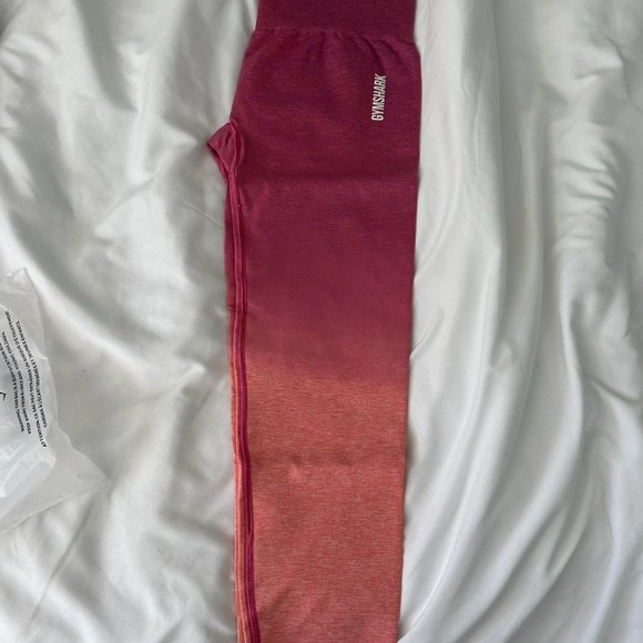 GYMSHARK ADAPT OMBRE SEAMLESS LEGGINGS- MEDIUM - Picture 7 of 7